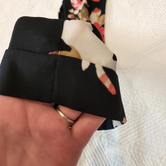 Ann Taylor Loft floral flowy pants - Picture 5 of 16